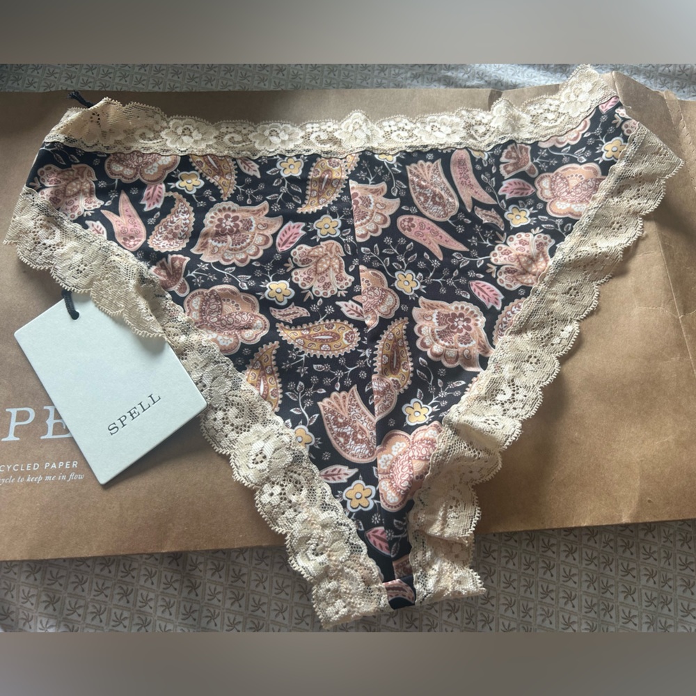 NWT Spell Mamont Lace Brief - L